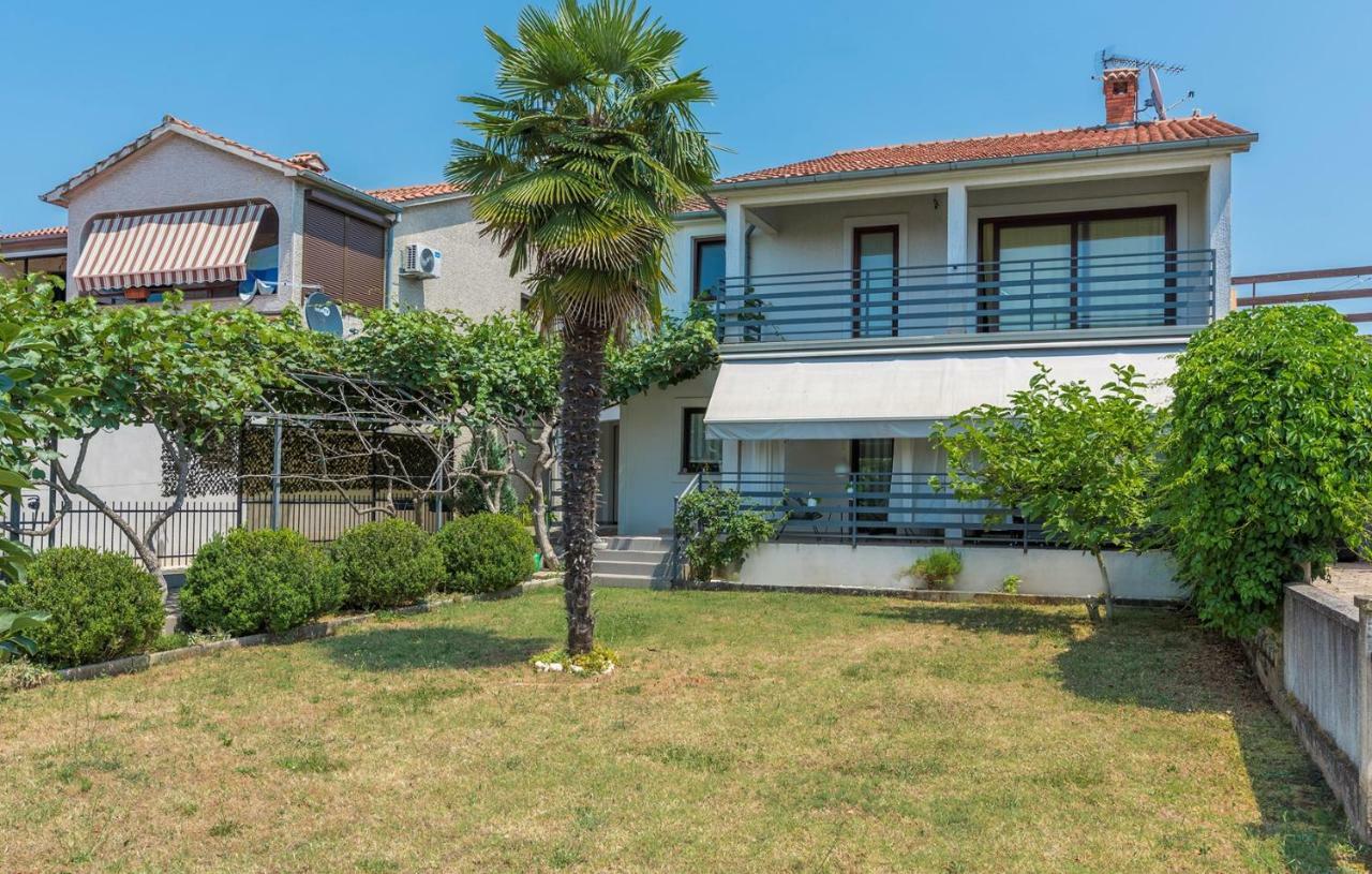 Apartment Green With Balcony Nova Vas  Dış mekan fotoğraf